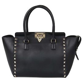 Sac à main Trapeze noir petit Rockstud de Valentino Noir