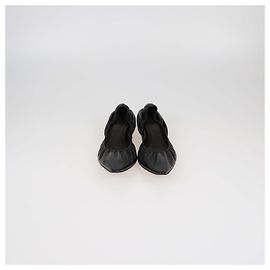 Die schwarzen Liisa Kitten Pumps von The Row Schwarz