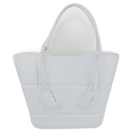 Bottega Veneta Mini Arco Tote en Caoutchouc Blanc Blanc