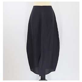 Totême Saia maxi preta com fenda e bolsos Toteme Preto