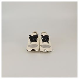 Brunello Cucinelli White Beaded Low Top Sneakers White