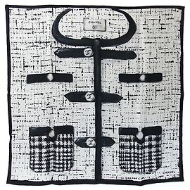 Bufanda de seda Chanel Negro Blanco