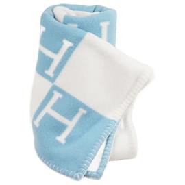 Hermès Avalon Baby Blanket White Blue Cashmere Wool White Blue