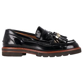Stuart Weitzman Manila Slipper aus schwarzem Lackleder Schwarz