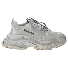 Balenciaga-Tênis Triple S Balenciaga em poliéster cinza-Cinza