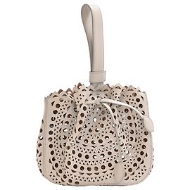 Alaïa Vienne Rose-Marie 19 Bracelet Bag in Grey Calf Leather Grey