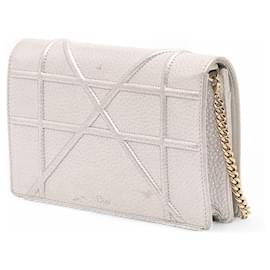 Dior-Dior Silver Metallic Grained Calfskin Diorama Wallet On Chain-Silvery
