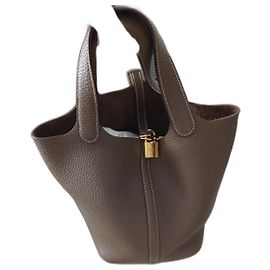 Hermès Picotin 18 Étoupe Or Détails Beige