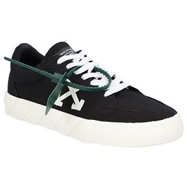 Off White Off-White Low-top Vulcalized canvas sneakers Black
