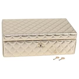 Chanel-CHANEL Matelasse Jewelry Case Jewelry Box Lamb Skin Gold CC Auth 129974SM-Golden