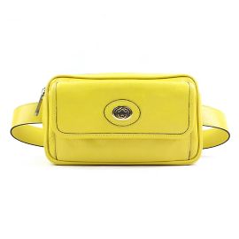 Bolso de cintura de cuero con G entrelazado Gucci Amarillo