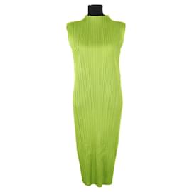 Pleats Please Robe verte Vert