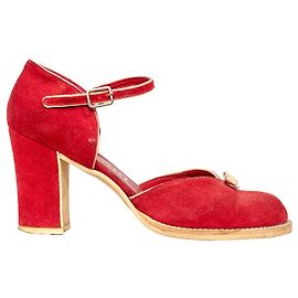 Miu Miu Escarpins en Suède Rouge