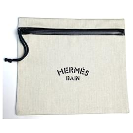 Hermès Wasserdichte Clutch Beige