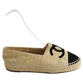 Chanel Beige Wildleder-Espadrilles Beige
