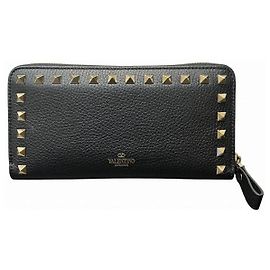 Valentino Garavani Valentino Rockstuds Long Wallet Black