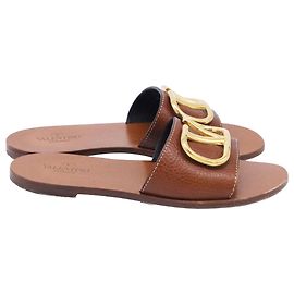 Valentino Garavani Valentino Escape V logo Slides in Brown Leather  Brown Red