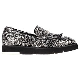 Love Moschino Cracked Accent Loafers in Metallic Silver Leather Silvery Metallic
