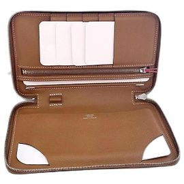 Hermès Purses, wallets, cases Golden