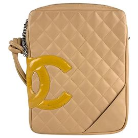Bolsa de Ombro Chanel Cambon Line Bege