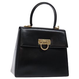 Bolsa de mão Gancini em couro preto e dourado Salvatore Ferragamo Auth yk19008 Preto Dourado