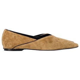 Totême The Everyday Flat Ballet Flats in Beige Suede Beige
