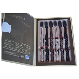 Lot de 6 brosses à dents souples Gucci Autre