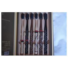 Gucci-Collectible Decor-Other