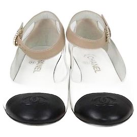 Chanel White/Black CC Cap Toe Ankle Strap Flats Black White