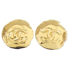 Chanel-Chanel Gold Clip Earrings-Golden