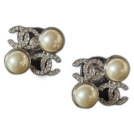 Orecchini Chanel con strass e perle fantasia Argento
