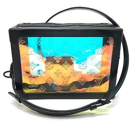 Sac à bandoulière Soft Trunk Monogram Prism de Louis Vuitton Noir