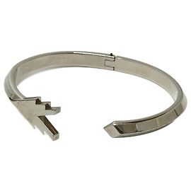 Louis Vuitton Silver Charm Bracelet Silvery