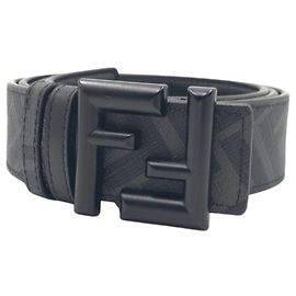 Cinto de couro preto com logo FF Zucca da Fendi Preto