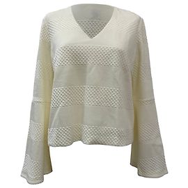 Iris & Ink Texturiertes V-Ausschnitt Langarmoberteil aus Creme-Polyester Weiß Roh