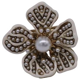 Bague Fleur Cassée Oscar de la Renta en Perle Synthétique Blanche Doré