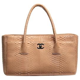 Chanel Bolsa executiva em python marrom 2006 Marrom