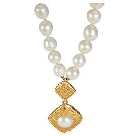 Collier vintage en perles de faux de Chanel plaqué or Autre