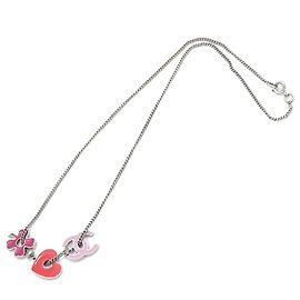 Collier pendentif en cœur et trèfle en émail argenté CC de Chanel Autre