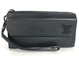 Louis Vuitton Aerogram Zippy Wallet Black