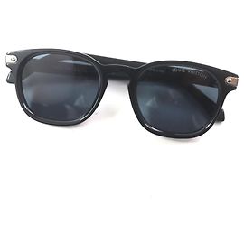 Louis Vuitton LV Signature Sunglasses Black