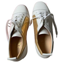 Christian Louboutin Tênis de couro brancos e dourados Branco