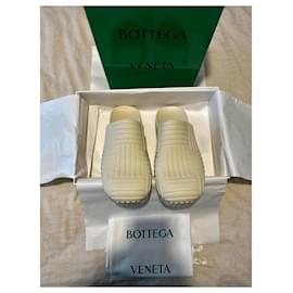 Bottega Veneta-Men Sandals-White