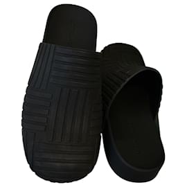 Bottega Veneta-Men Sandals-Black