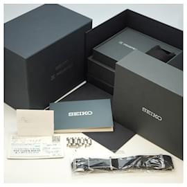 Seiko-Seiko Prospex 6R55-00G0 Men's Gray Dial Watch-Other