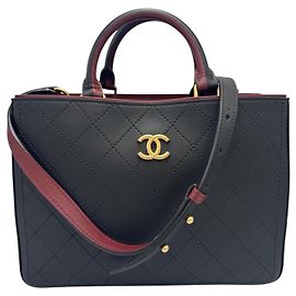 Chanel Sac Exécutif Vintage Noir Cuir d'Agneau Or Noir