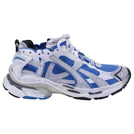 Balenciaga-Balenciaga Runner Sneakers in Blue Polyurethane-Blue,Light blue