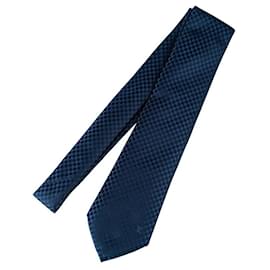 Louis Vuitton-Louis Vuitton Navy Silk Cravat-Navy blue