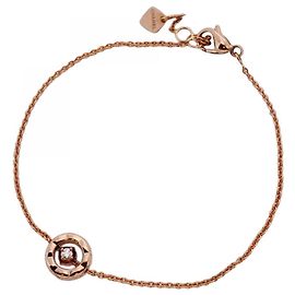 Bracciale Charm Coco Crush di Chanel D'oro