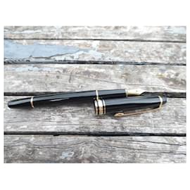 Montblanc-Montblanc Classic Meisterstück 144 Gold Nib Fountain Pen-Black